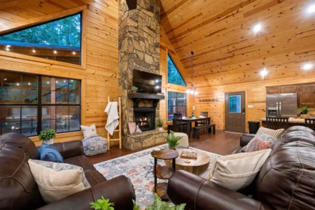 Beautiful Updated Cabin- listing airbnb- 2