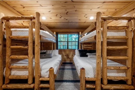Beautiful Updated Cabin- listing airbnb- 27